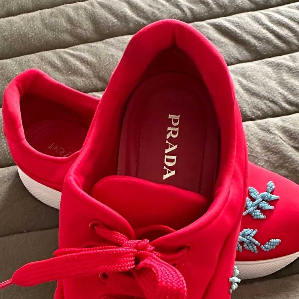 Black Friday until 11/17 Prada Women's Red Sneakers with Blue Embroidery